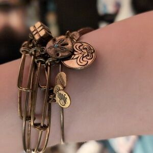 A 5 Pack STACK Of Charm Bracelets By Alex & Ani